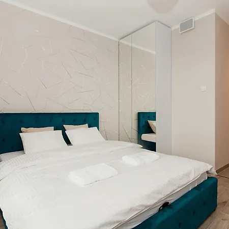 To Be - Silver Apartment Warsaw